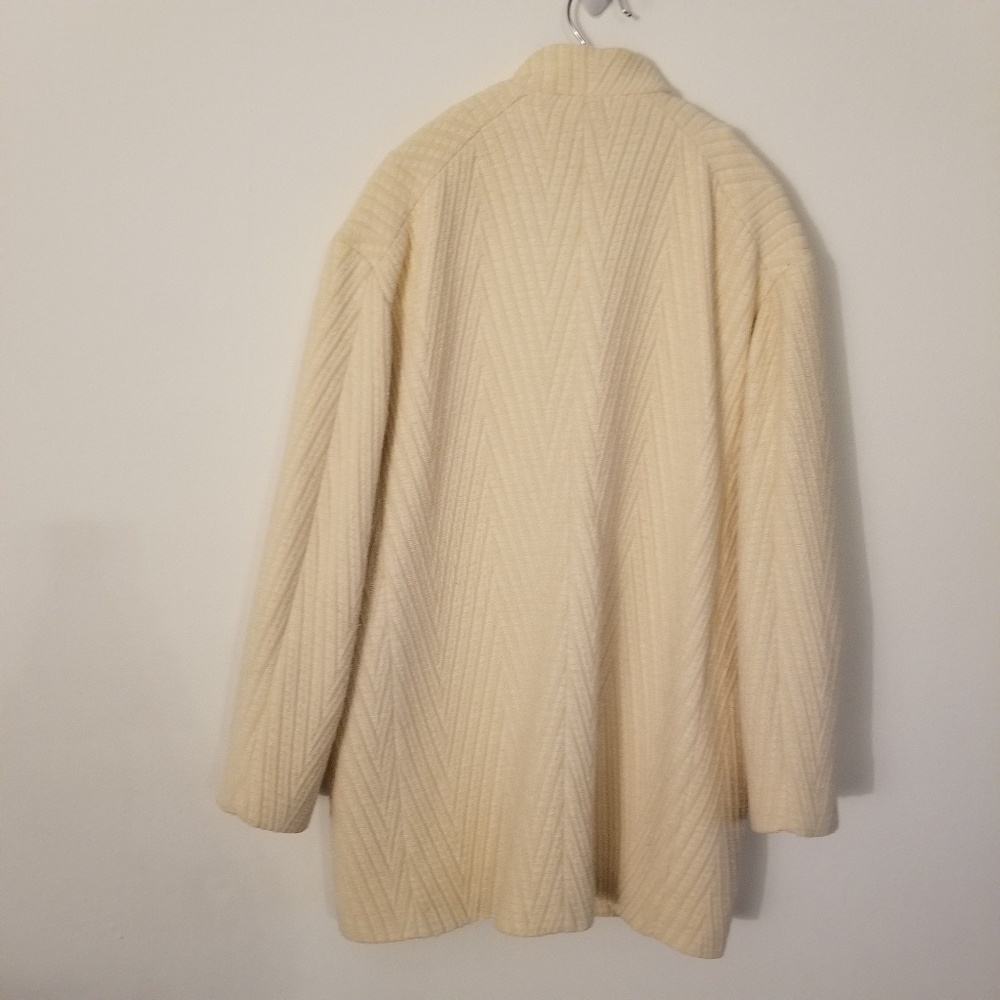 Mango Coat - Picture 5 of 6